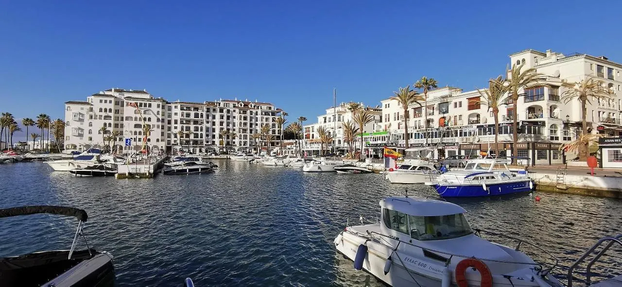 Puerto De La Duquesa Sea Views elérhetőségei